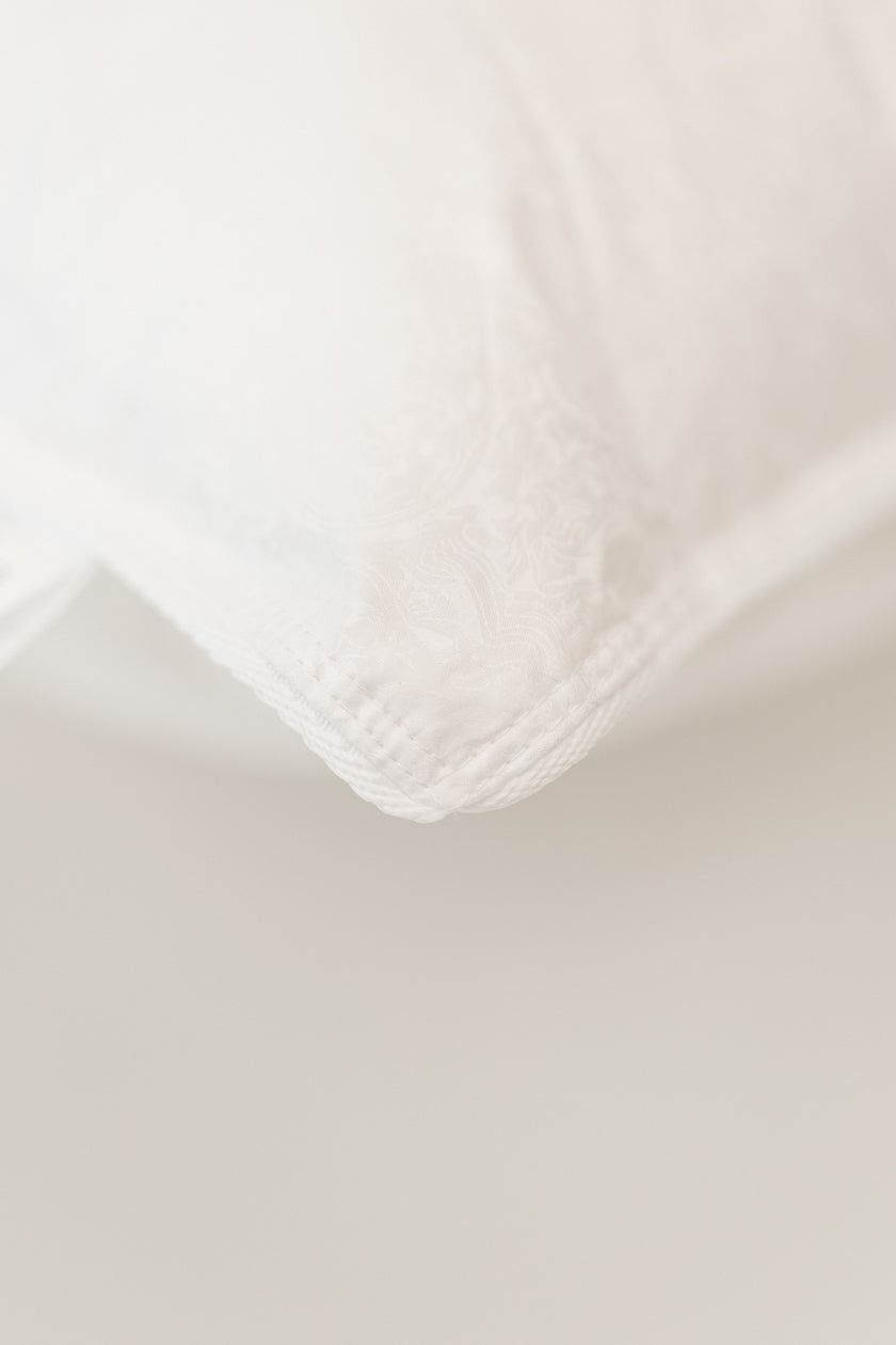 Подушка пухова Еліта